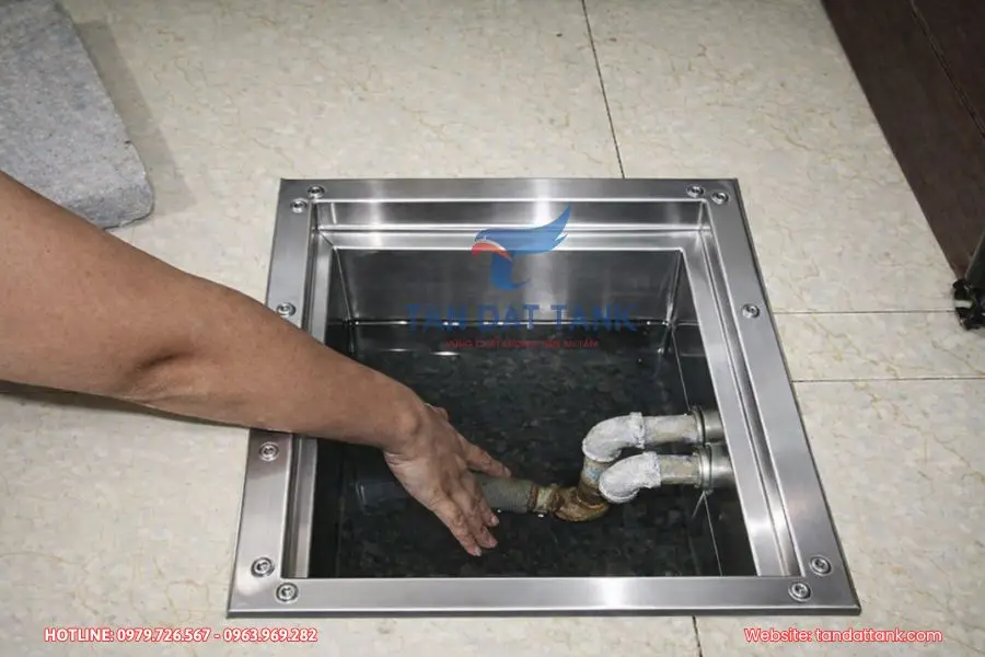 Bể Ngầm Inox 304 Chiụ Lực, Chống Rò Rỉ: Bảng Giá & Kỹ Thuật Thi Công 3 Bí Mật Bên Trong Một Chiếc Bể Nước Ngầm Inox Chuẩn Công Nghiệp